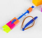 Игрушка   Ветрячок-рогатка (световой/пластик/универсальная)